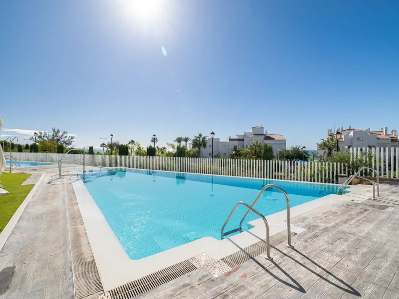 Apartment - Penthouse в продаже в Benalmadena, Málaga. В доме 3 спален и 2 ванных комнат. Площадь дома 117 м²