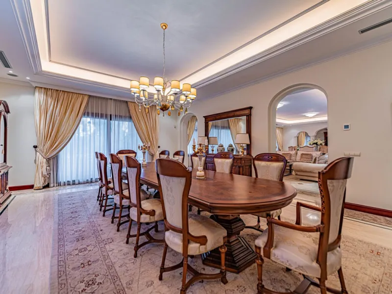 Luxury andalusian style villa that resides magnificently in one of the most prestigious and sought-after urbanizations in Marbella, Guadalmina Baja, only 100 meters from the beach and 5 minutes from Puerto Banus. The highest quality materials have been us