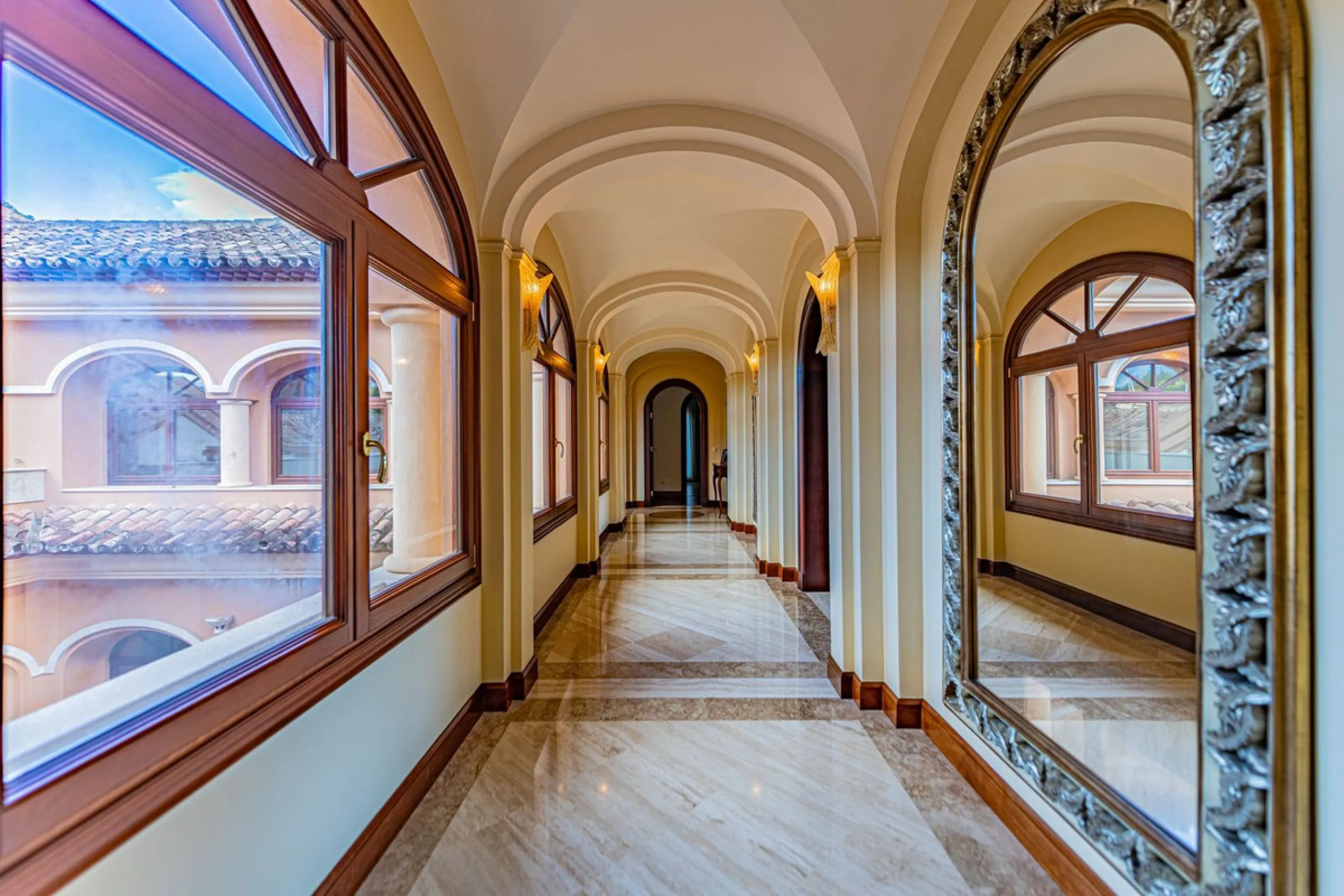Luxury andalusian style villa that resides magnificently in one of the most prestigious and sought-after urbanizations in Marbella, Guadalmina Baja, only 100 meters from the beach and 5 minutes from Puerto Banus. The highest quality materials have been us