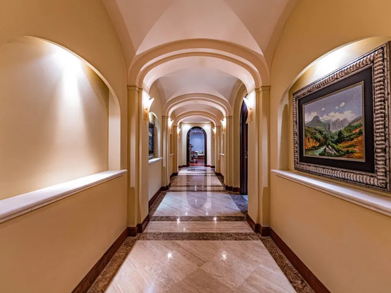 Luxury andalusian style villa that resides magnificently in one of the most prestigious and sought-after urbanizations in Marbella, Guadalmina Baja, only 100 meters from the beach and 5 minutes from Puerto Banus. The highest quality materials have been us