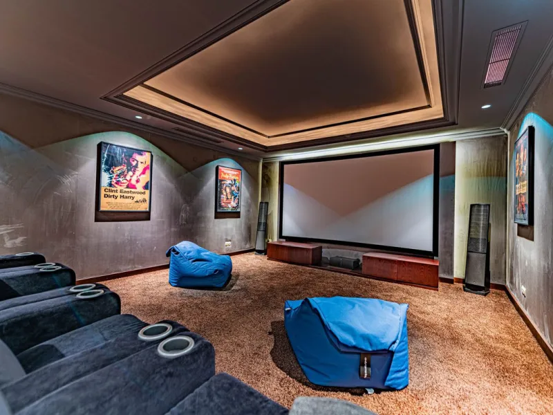 Luxury andalusian style villa that resides magnificently in one of the most prestigious and sought-after urbanizations in Marbella, Guadalmina Baja, only 100 meters from the beach and 5 minutes from Puerto Banus. The highest quality materials have been us