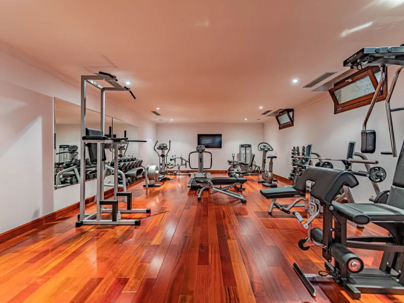 Luxury andalusian style villa that resides magnificently in one of the most prestigious and sought-after urbanizations in Marbella, Guadalmina Baja, only 100 meters from the beach and 5 minutes from Puerto Banus. The highest quality materials have been us