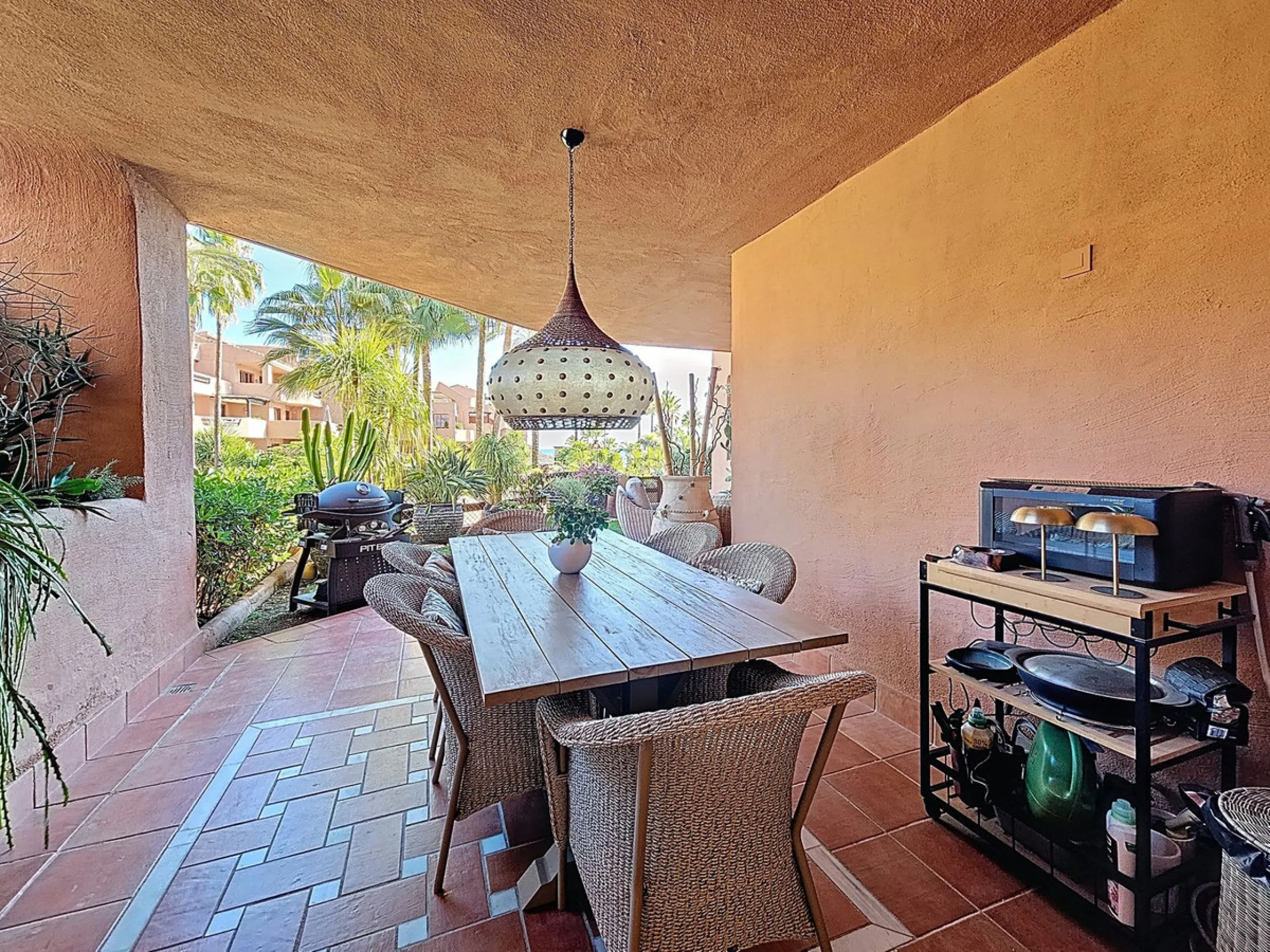Fantastic Ground-Floor Apartment with Private Garden in Luxury Beachfront Complex.