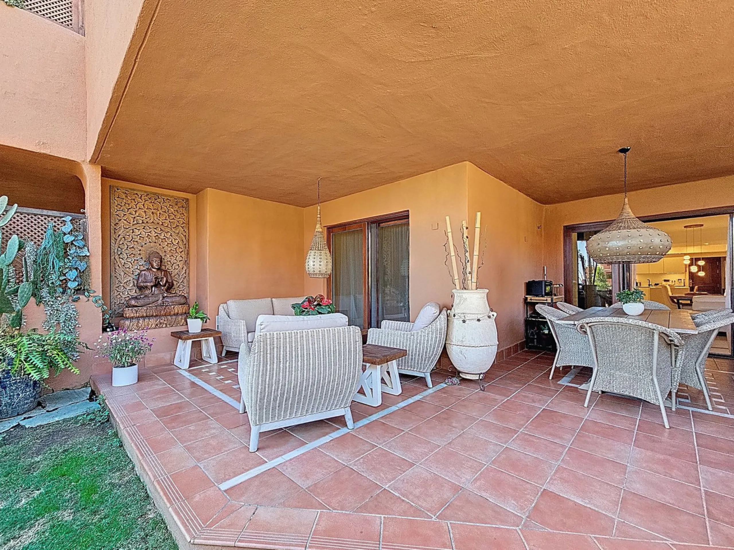 Fantastic Ground-Floor Apartment with Private Garden in Luxury Beachfront Complex.