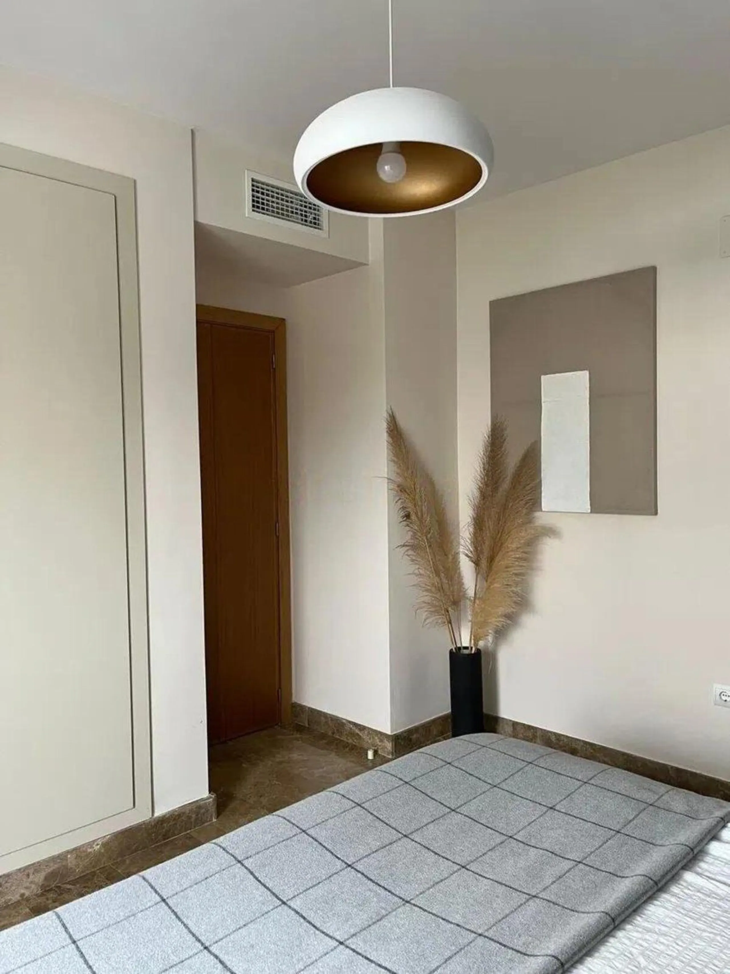 Apartment - Middle Floor Apartment в продаже в Estepona, Málaga. В доме 2 спален и 2 ванных комнат. Площадь дома 92 м²