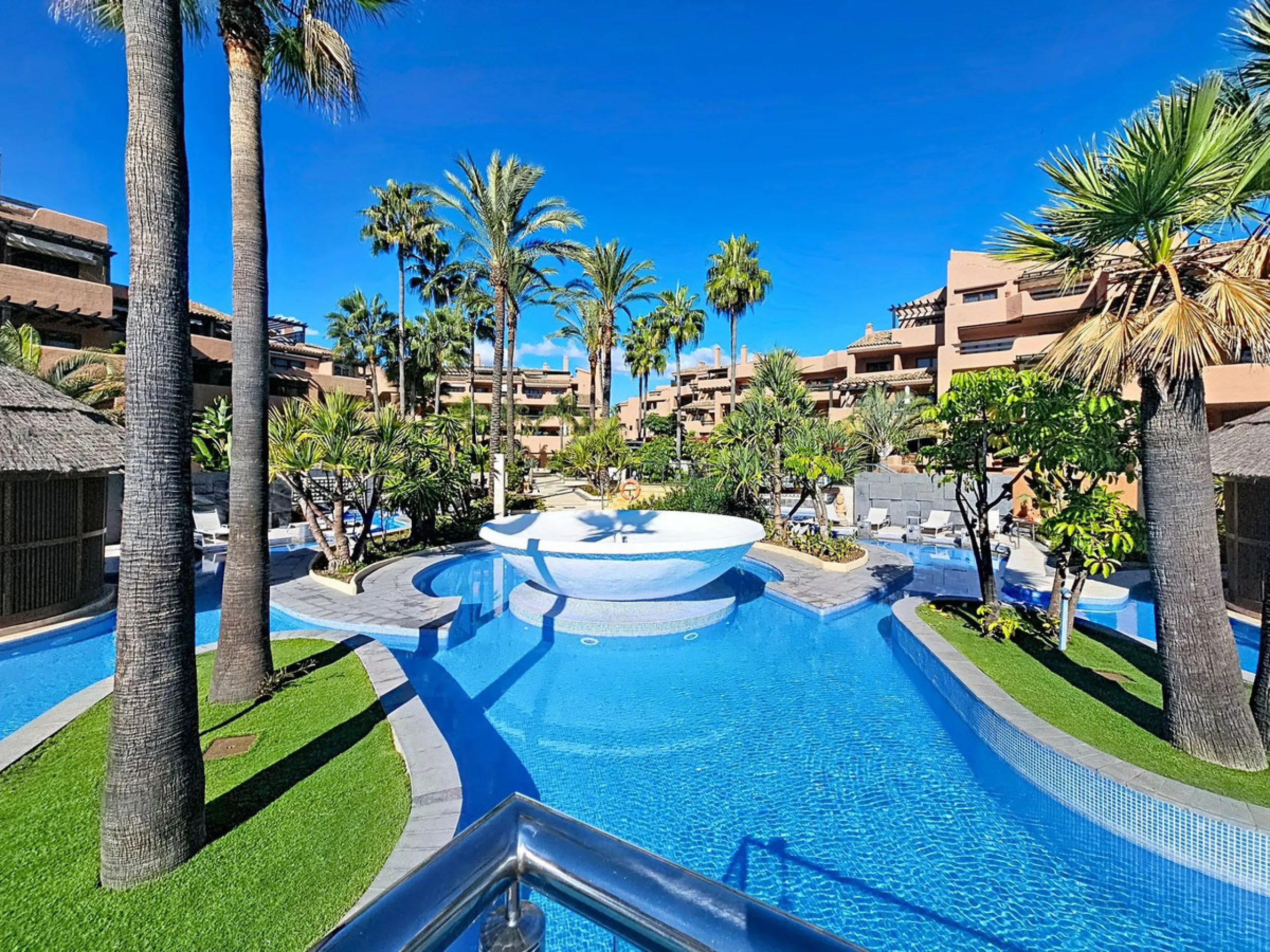 Fantastic Ground-Floor Apartment with Private Garden in Luxury Beachfront Complex.