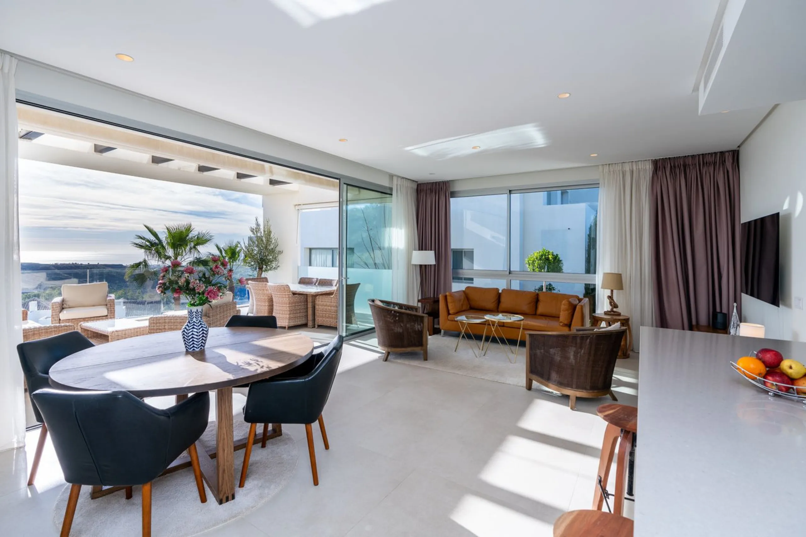 Breathtaking Panoramic Sea Views & Refined Living at Marbella Club Hills