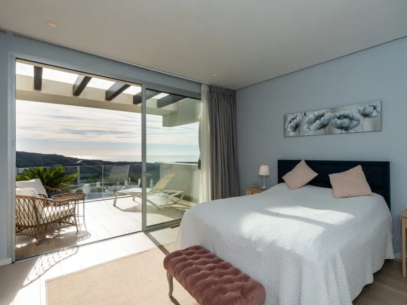 Breathtaking Panoramic Sea Views & Refined Living at Marbella Club Hills