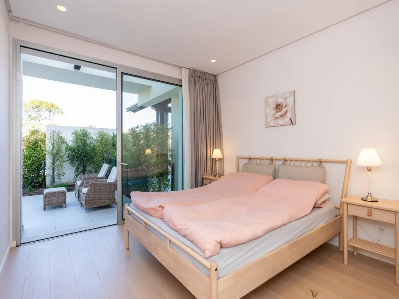 Breathtaking Panoramic Sea Views & Refined Living at Marbella Club Hills
