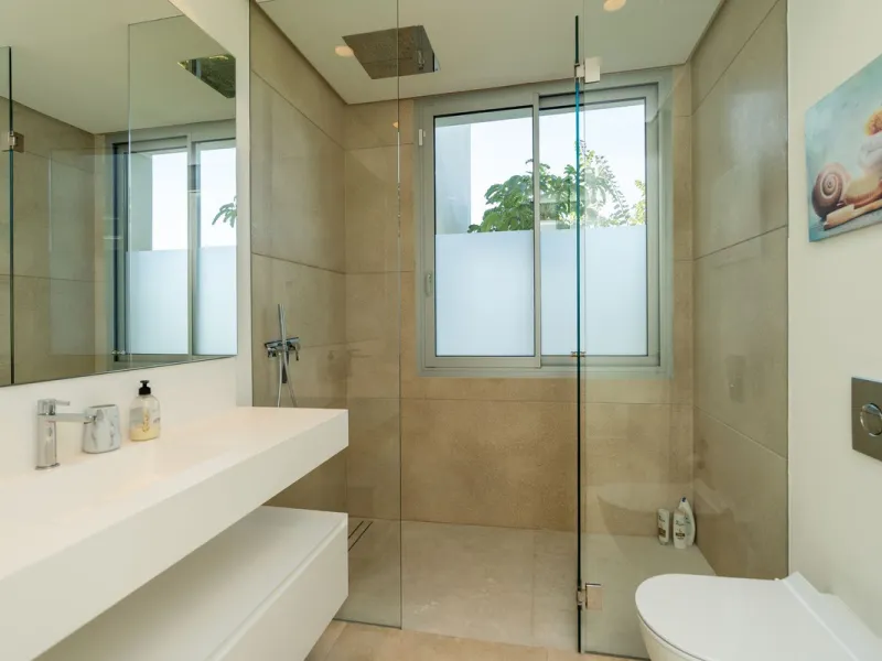 Breathtaking Panoramic Sea Views & Refined Living at Marbella Club Hills