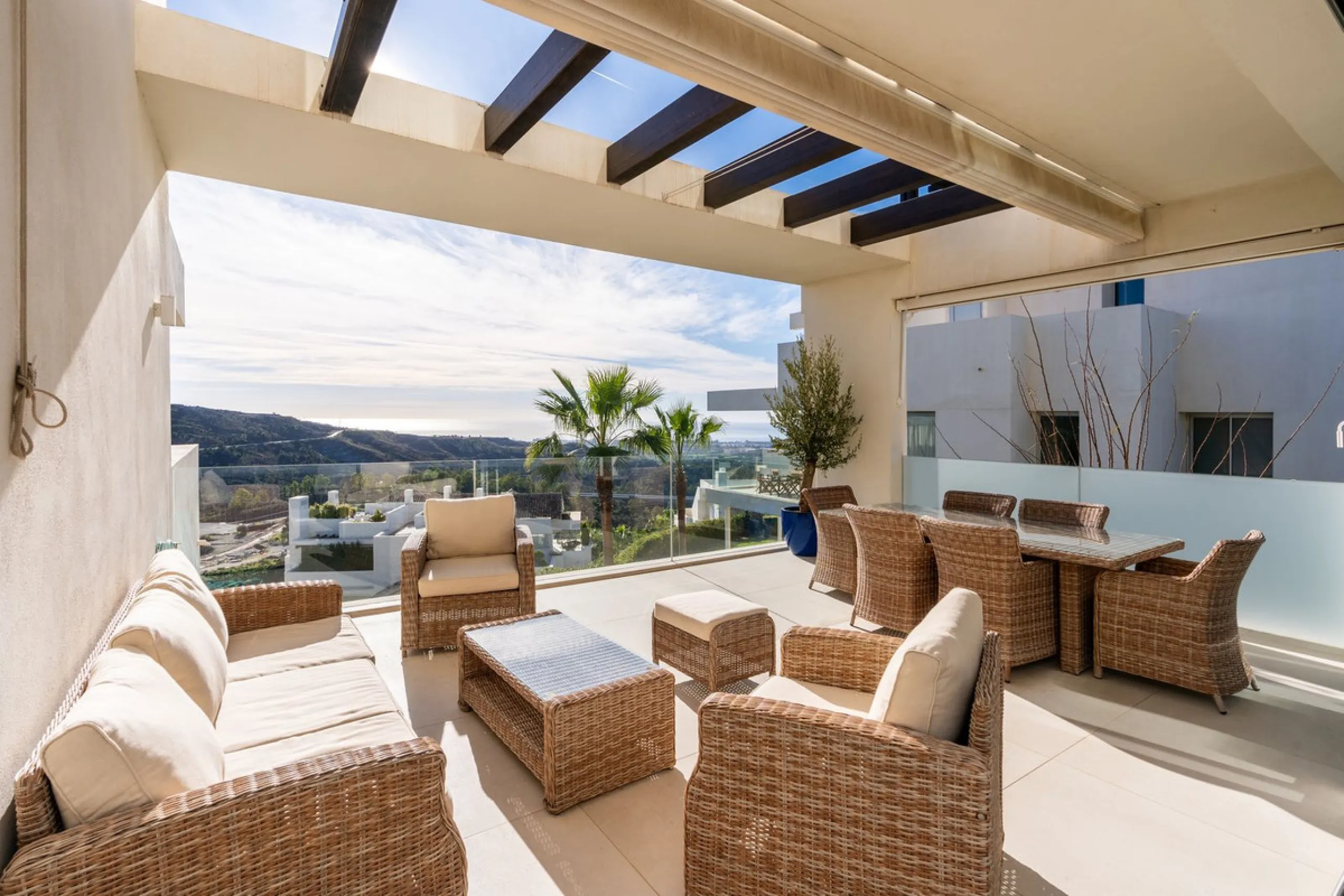Breathtaking Panoramic Sea Views & Refined Living at Marbella Club Hills