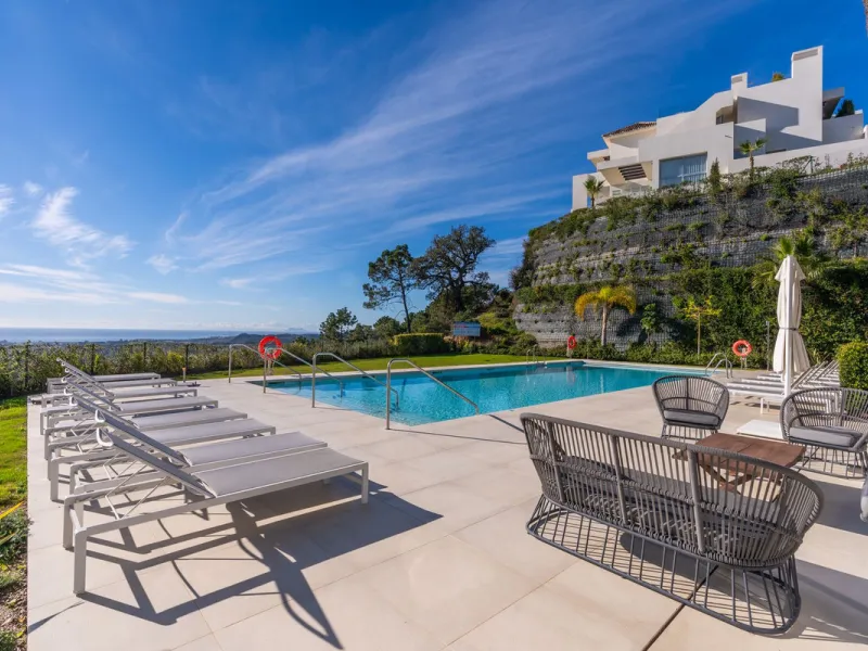 Breathtaking Panoramic Sea Views & Refined Living at Marbella Club Hills