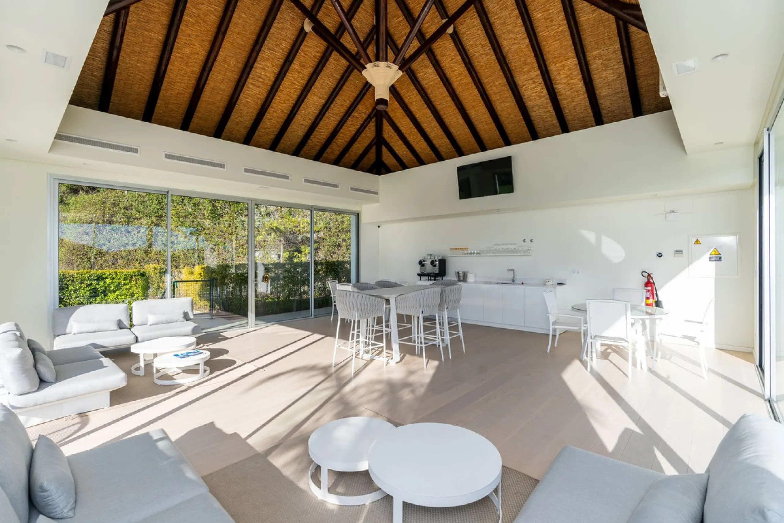 Breathtaking Panoramic Sea Views & Refined Living at Marbella Club Hills