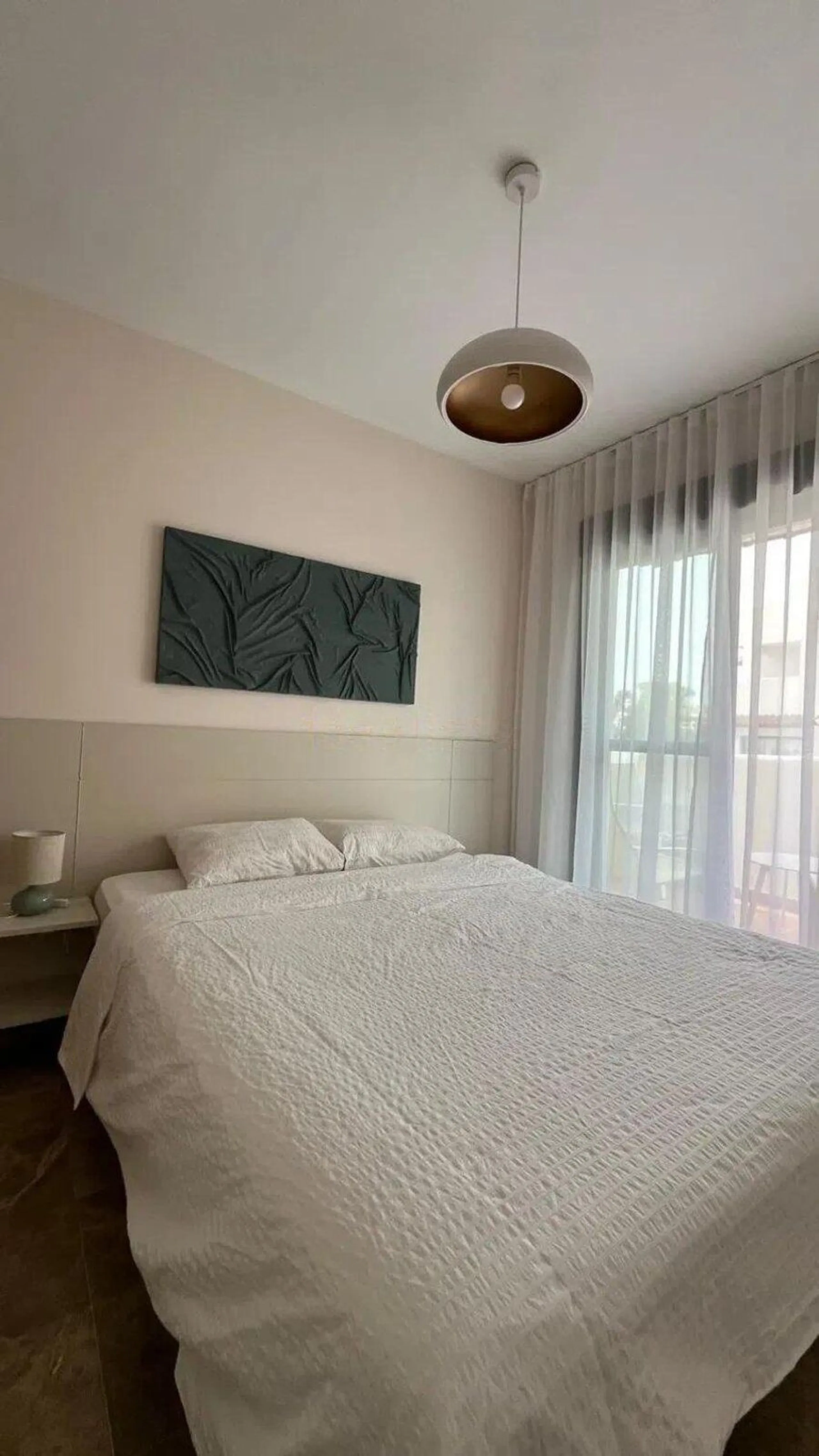 Apartment - Middle Floor Apartment в продаже в Estepona, Málaga. В доме 2 спален и 2 ванных комнат. Площадь дома 92 м²