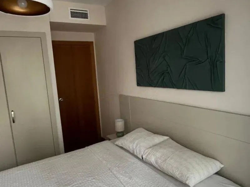 Apartment - Middle Floor Apartment в продаже в Estepona, Málaga. В доме 2 спален и 2 ванных комнат. Площадь дома 92 м²