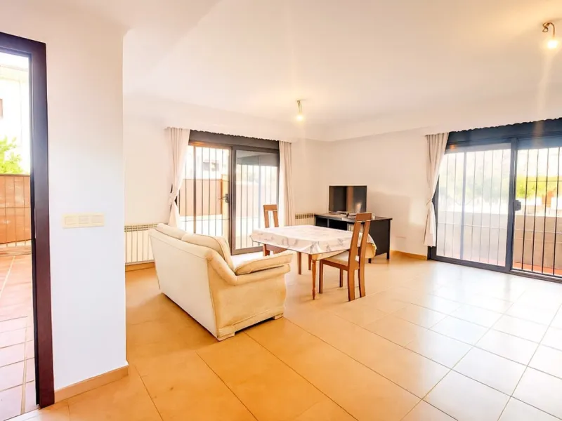 Exclusive Semi-Detached House with 4 Floors in San Rafael Urbanization (Ronda) · 382 m² Built · 191 m² Usable · Quiet, Family-Friendly Area · Garage · 4 Bedrooms · 4 Bathrooms · Terrace with Views · Central Heating · Solar Panels