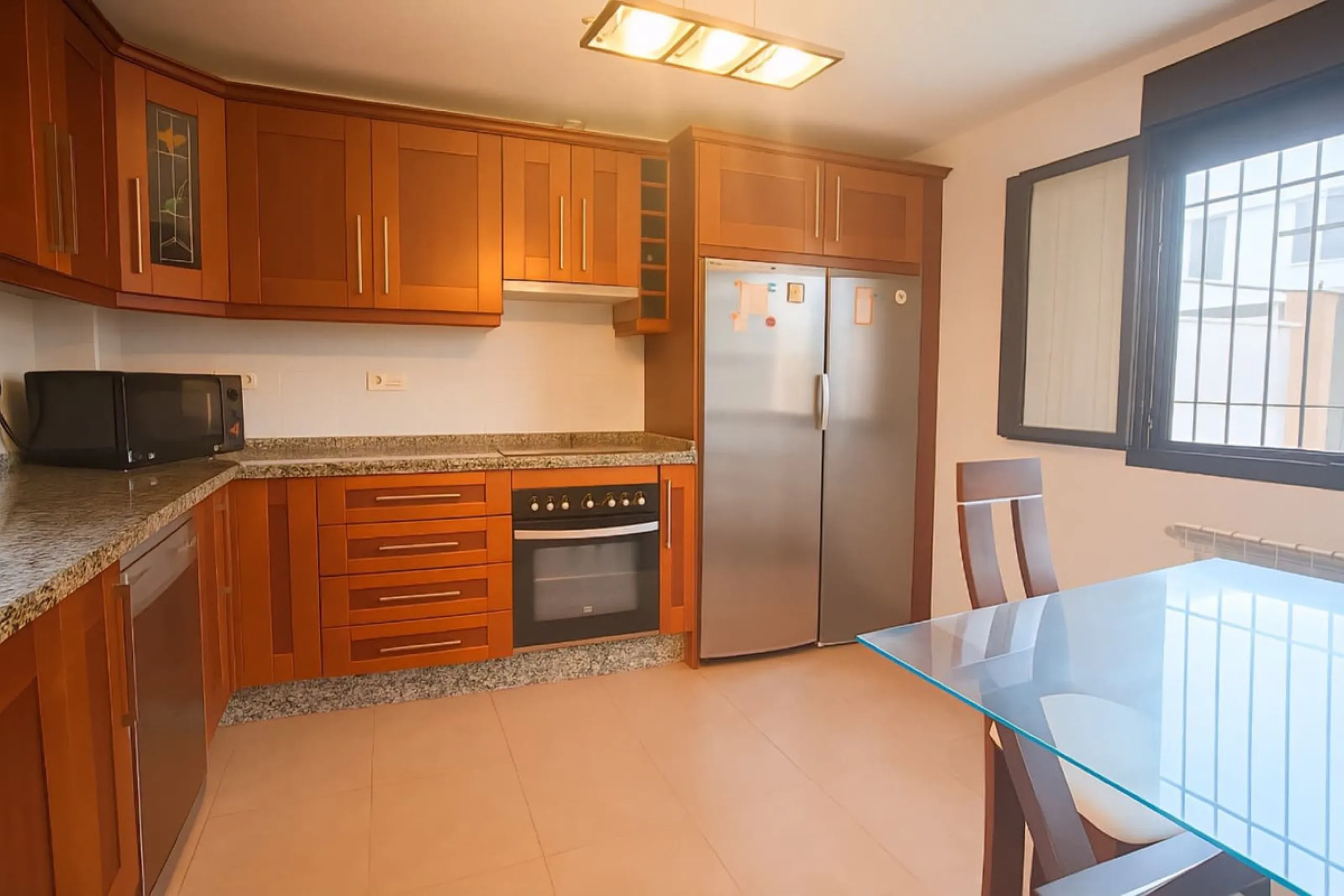 Exclusive Semi-Detached House with 4 Floors in San Rafael Urbanization (Ronda) · 382 m² Built · 191 m² Usable · Quiet, Family-Friendly Area · Garage · 4 Bedrooms · 4 Bathrooms · Terrace with Views · Central Heating · Solar Panels