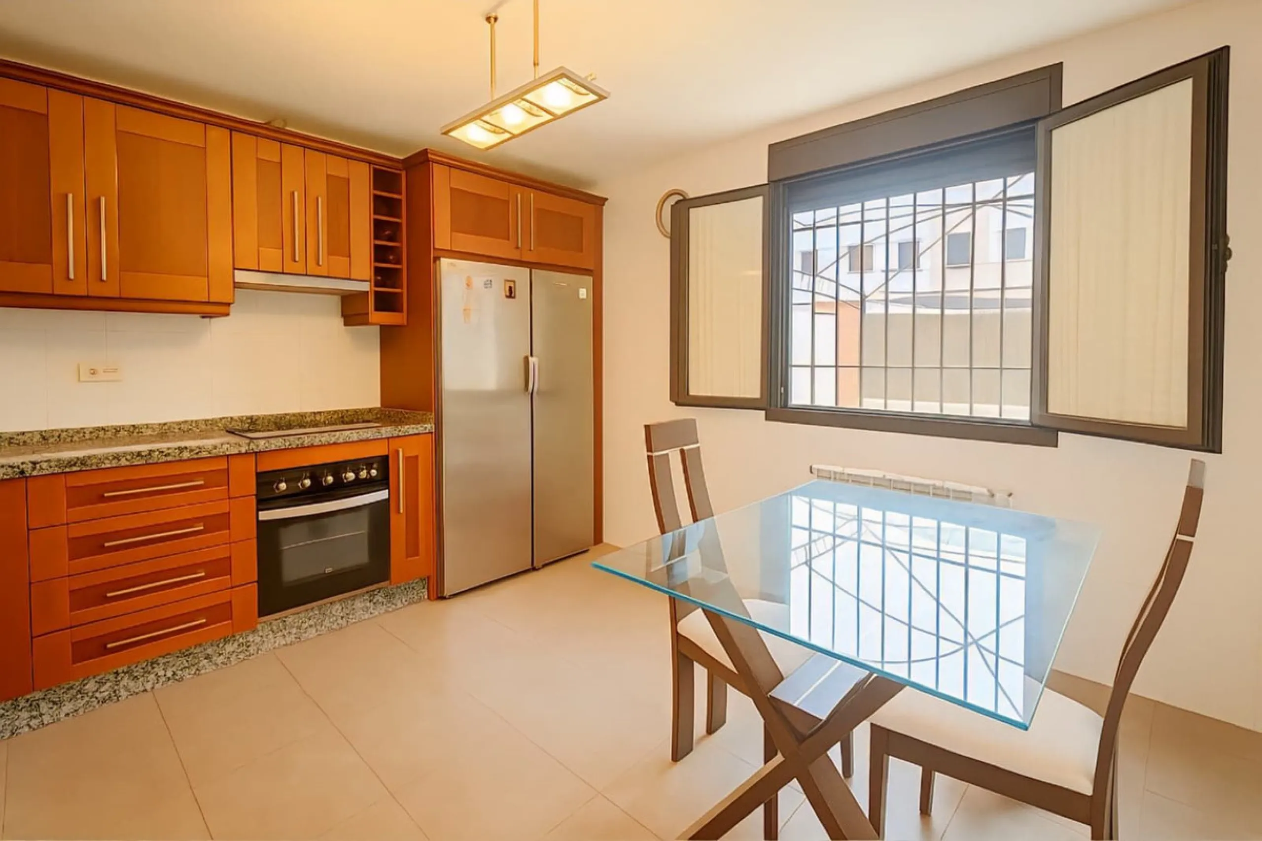 Exclusive Semi-Detached House with 4 Floors in San Rafael Urbanization (Ronda) · 382 m² Built · 191 m² Usable · Quiet, Family-Friendly Area · Garage · 4 Bedrooms · 4 Bathrooms · Terrace with Views · Central Heating · Solar Panels