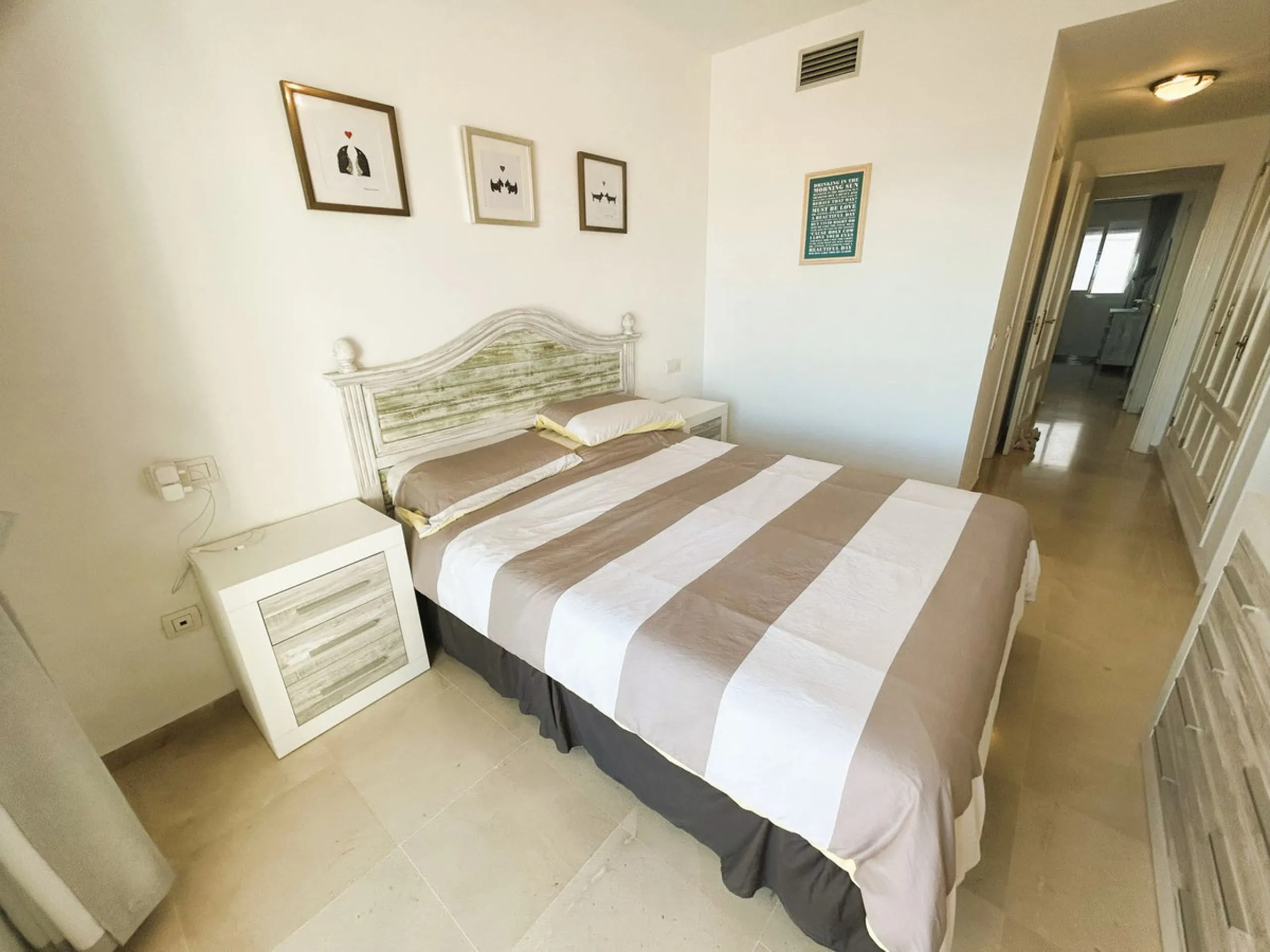 Апартамент нижний этаж, Casares Playa, Costa del Sol