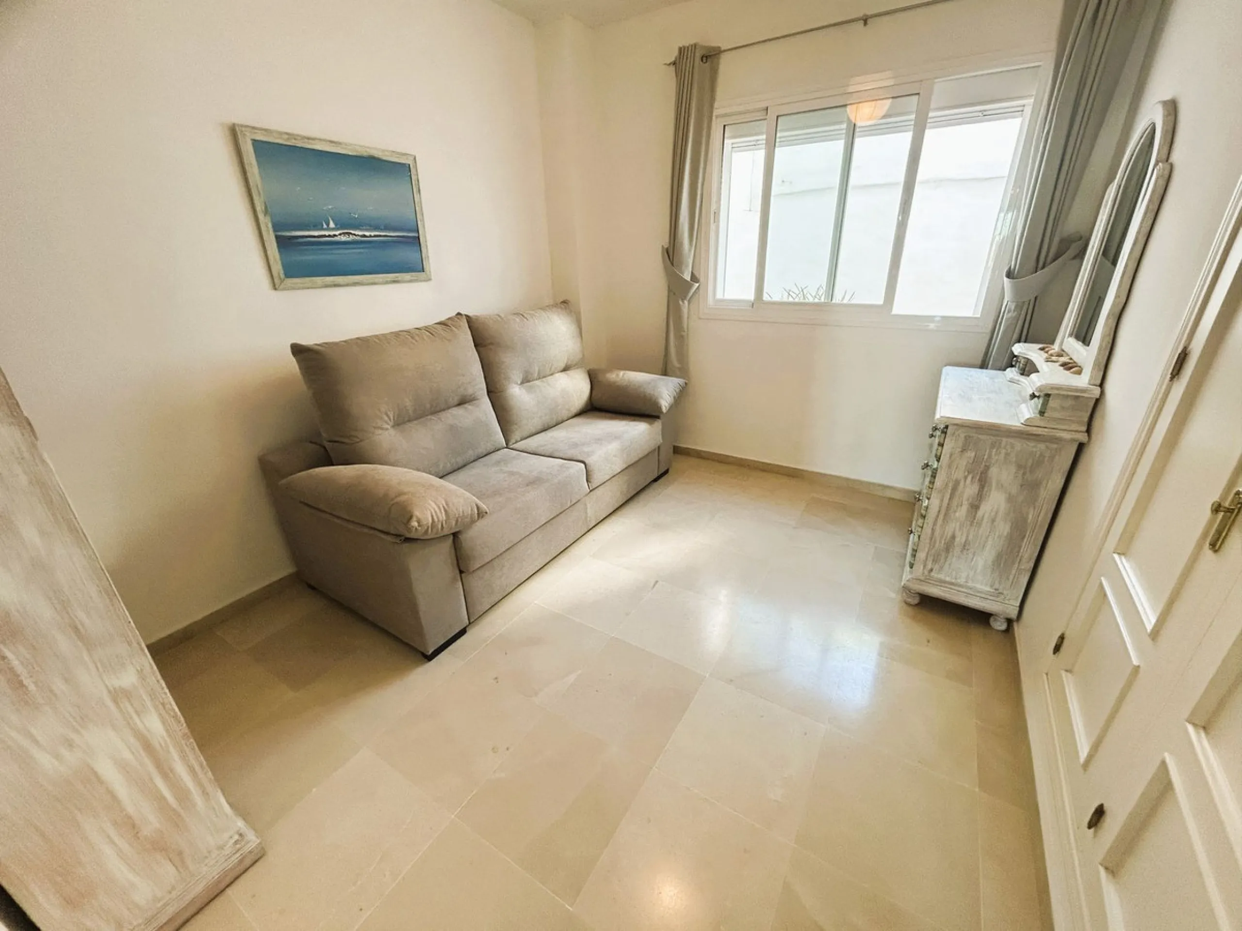 Апартамент нижний этаж, Casares Playa, Costa del Sol
