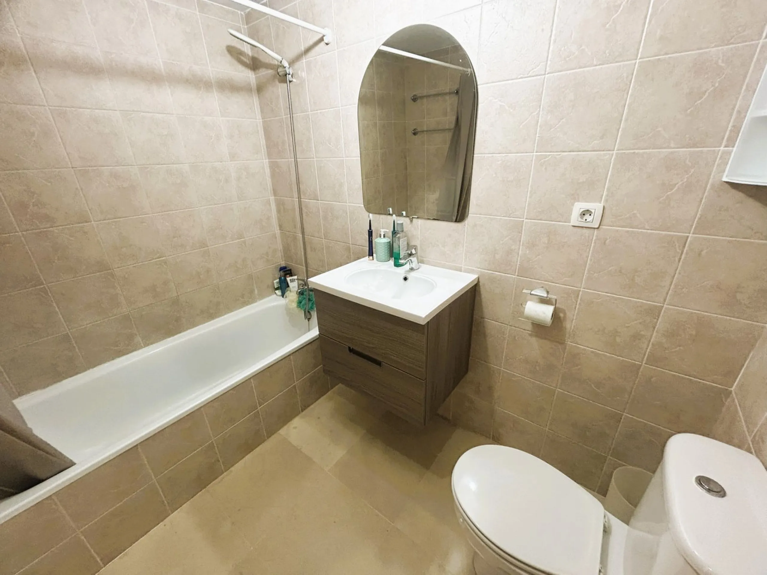 Апартамент нижний этаж, Casares Playa, Costa del Sol
