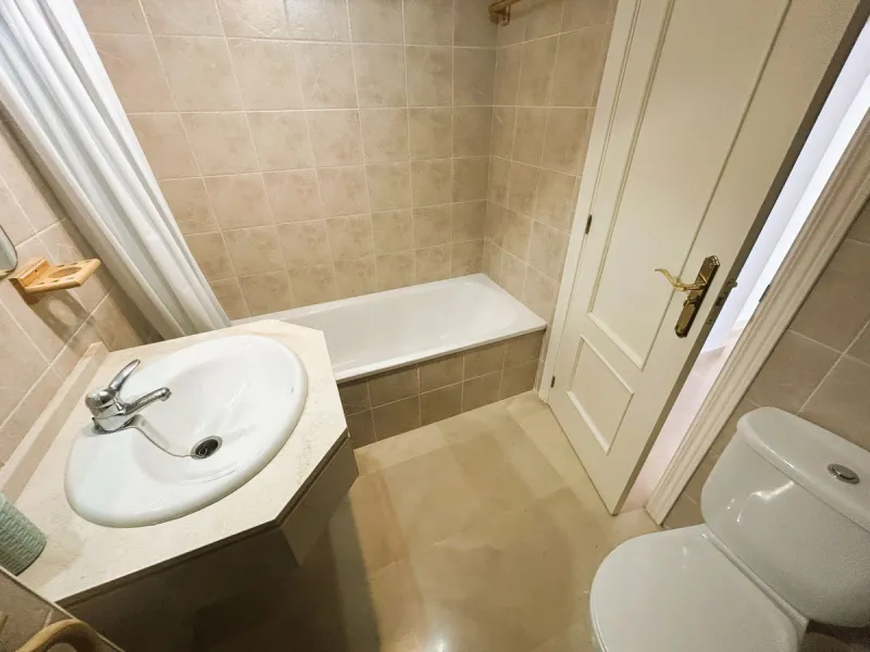 Апартамент нижний этаж, Casares Playa, Costa del Sol