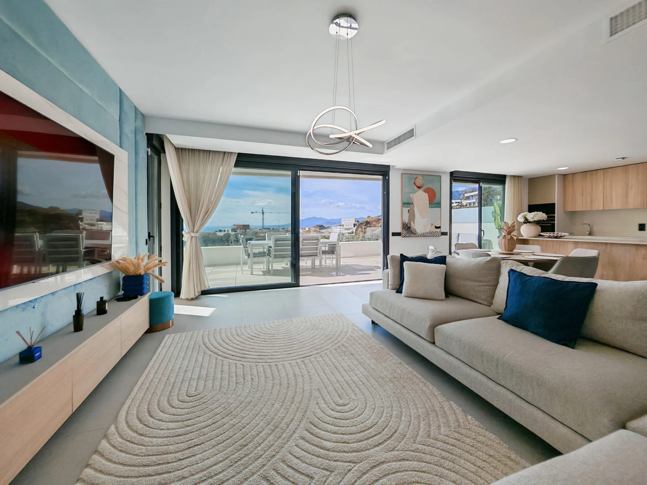 REDUCED TO 1.295.000 € - PREVIOUS PRICE 1.400.000 €  Duplex Penthouse for sale in Los Altos de los Monteros, Marbella with 3 bedrooms, 3 bathrooms, 2 en suite bathrooms and with orientation south, with communal swimming pool, private garage (2 parking spa