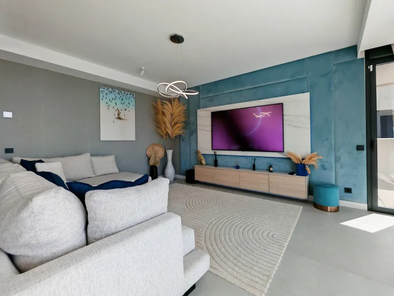 REDUCED TO 1.295.000 € - PREVIOUS PRICE 1.400.000 €  Duplex Penthouse for sale in Los Altos de los Monteros, Marbella with 3 bedrooms, 3 bathrooms, 2 en suite bathrooms and with orientation south, with communal swimming pool, private garage (2 parking spa