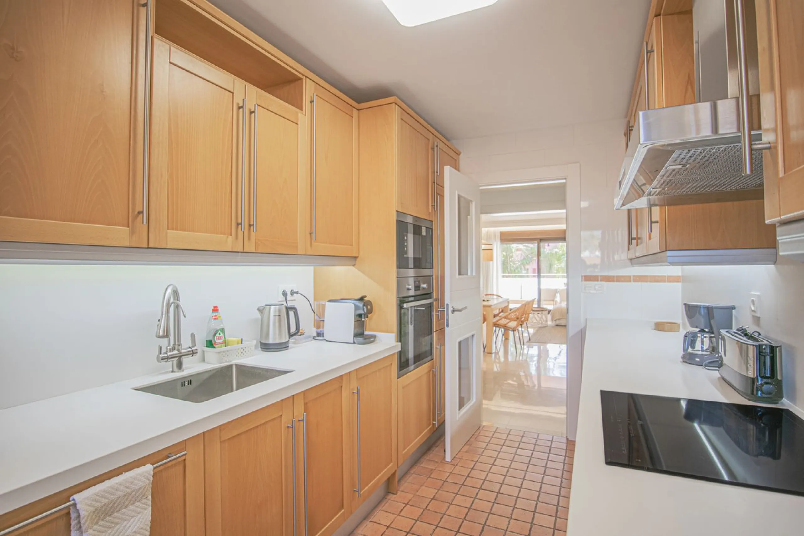 Renovated apartments with 3 bedrooms, living room, kitchen, two terraces, with all amenities in Las Salinas. The apartments are located 200 meters from the beach, 8 km from Estepona, 18 km from Marbella and 34 km from Ronda. It offers 2 shared outdoor poo