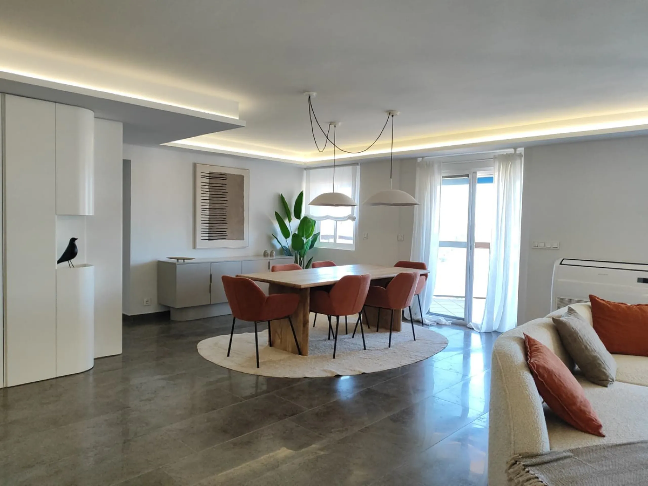Apartment - Middle Floor Apartment в продаже в Fuengirola, Málaga. В доме 4 спален и 4 ванных комнат. Площадь дома 190 м²