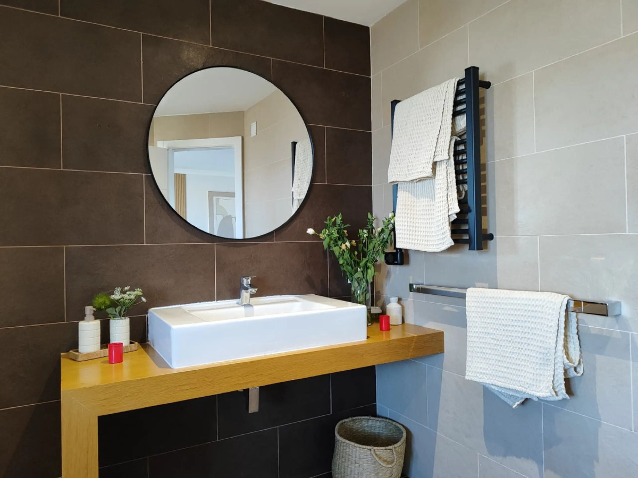 Apartment - Middle Floor Apartment в продаже в Fuengirola, Málaga. В доме 4 спален и 4 ванных комнат. Площадь дома 190 м²
