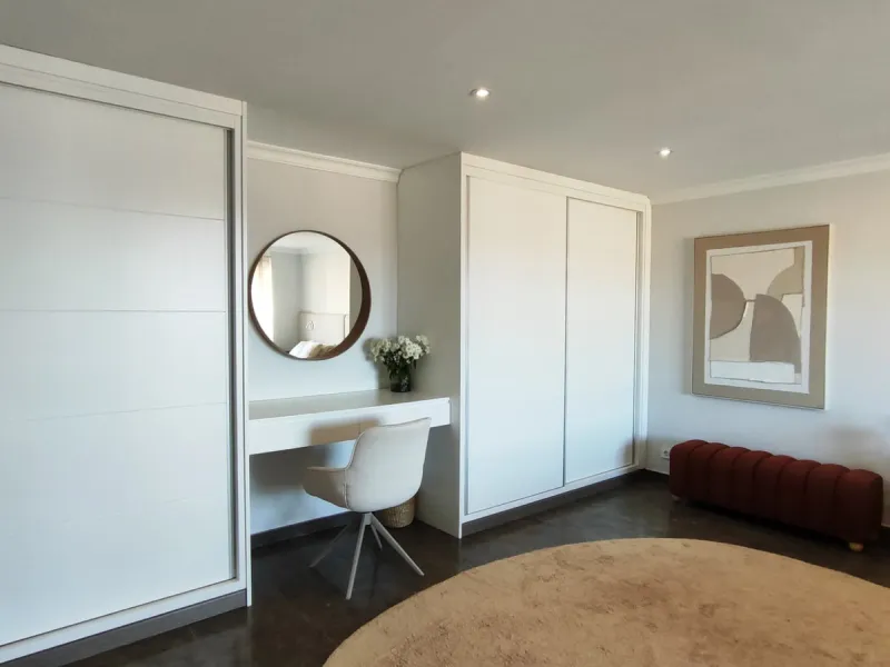 Apartment - Middle Floor Apartment в продаже в Fuengirola, Málaga. В доме 4 спален и 4 ванных комнат. Площадь дома 190 м²