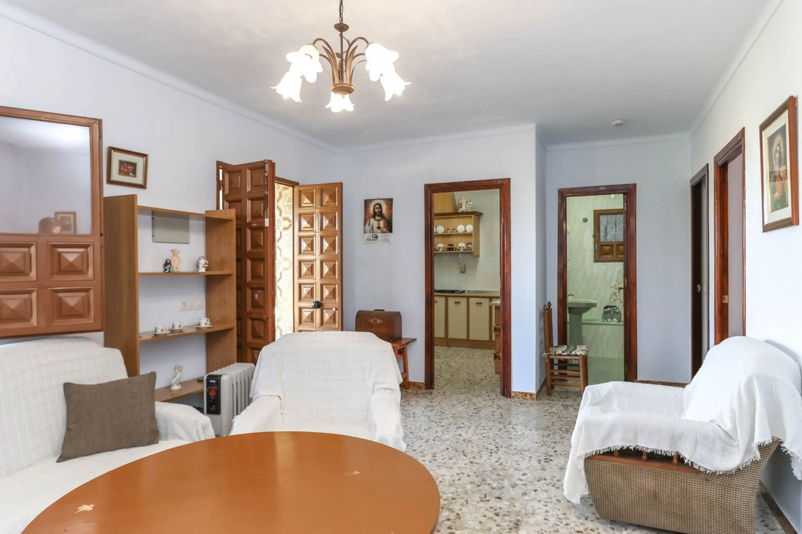 House - Finca - Cortijo в продаже в Guaro, Málaga. В доме 2 спален и 1 ванных комнат. Площадь дома 72 м². Площадь участка 36000 м²