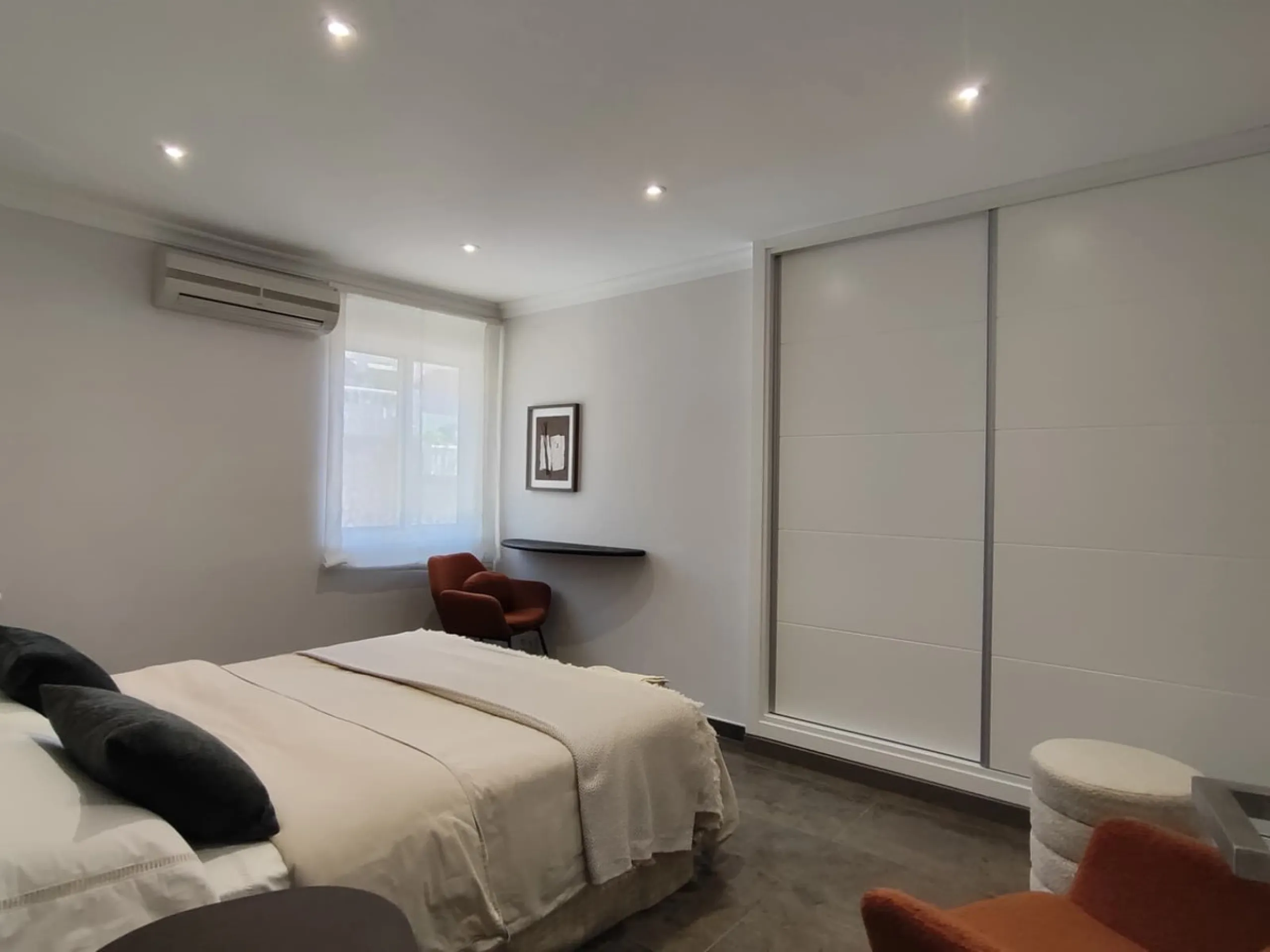 Apartment - Middle Floor Apartment в продаже в Fuengirola, Málaga. В доме 4 спален и 4 ванных комнат. Площадь дома 190 м²