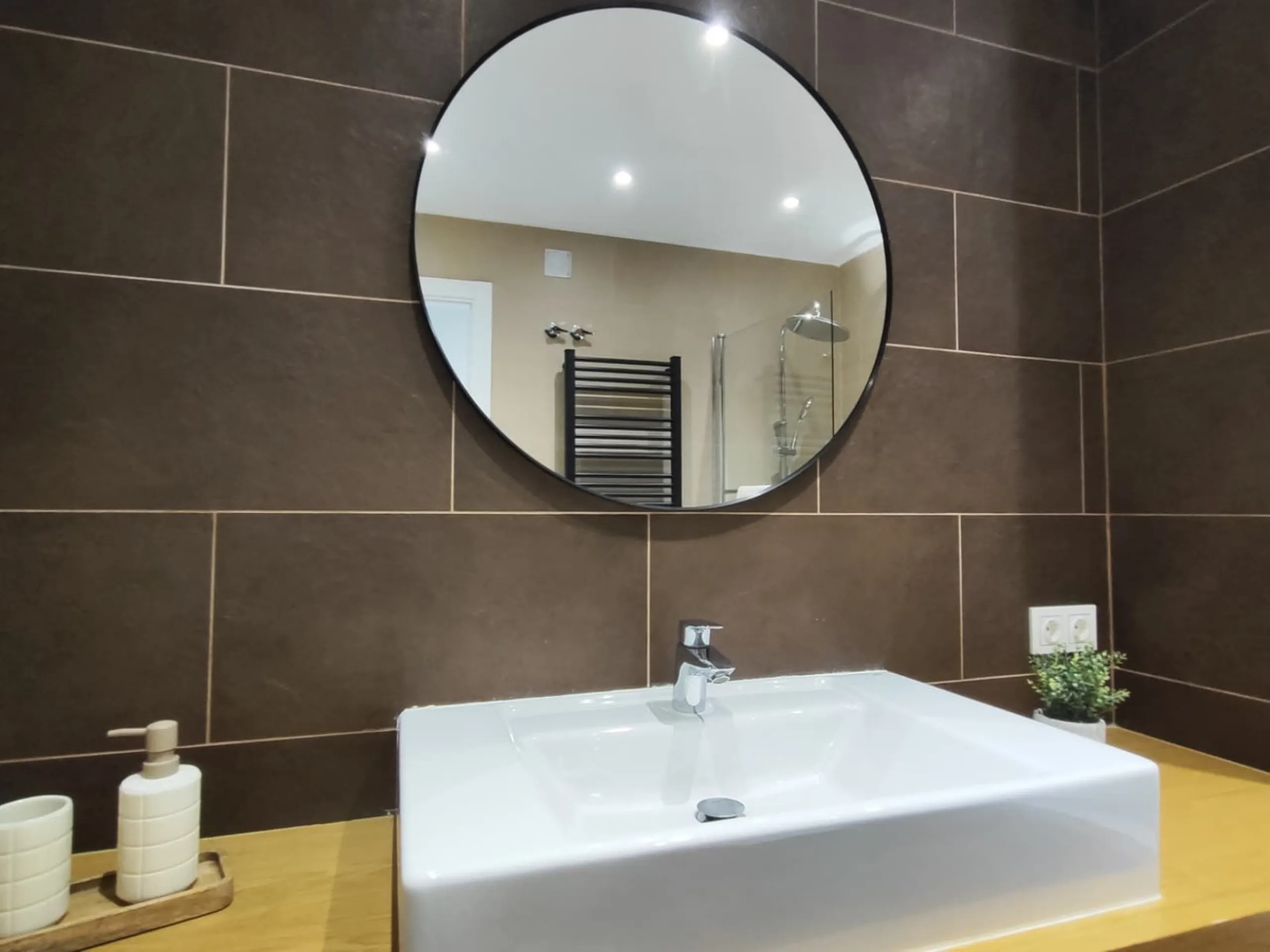 Apartment - Middle Floor Apartment в продаже в Fuengirola, Málaga. В доме 4 спален и 4 ванных комнат. Площадь дома 190 м²
