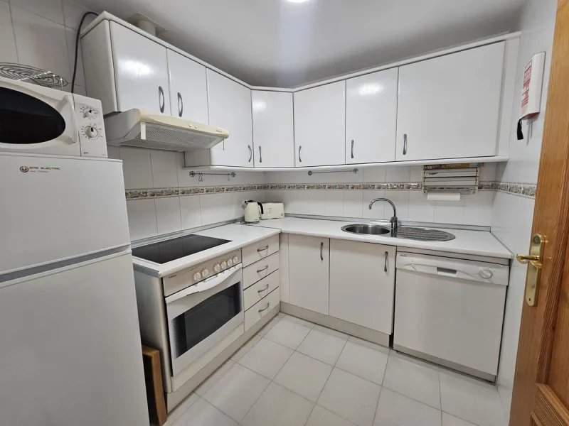 INCREDIBLE VIEWS and Perfect Location on the Costa del Sol! Fantastic Mid-Floor Apartment in Miraflores.