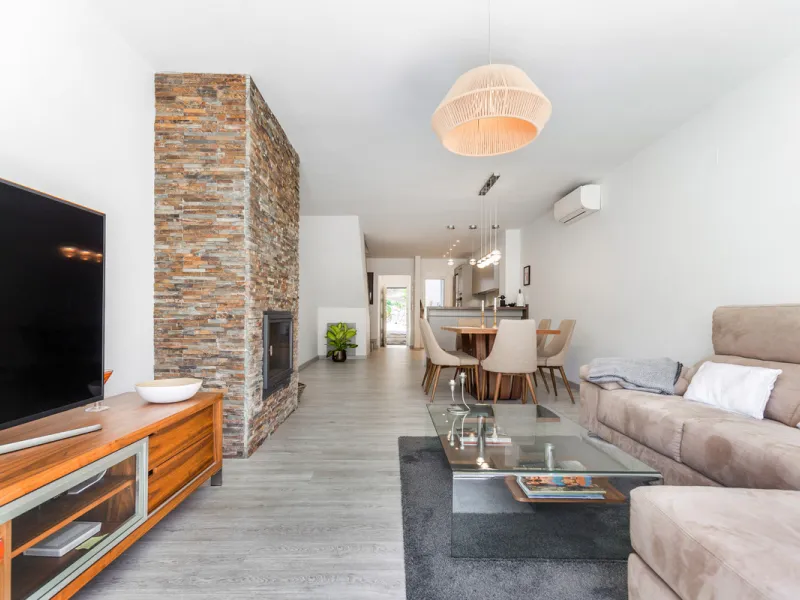 House - Townhouse в продаже в Marbella, Málaga. В доме 2 спален и 2 ванных комнат. Площадь дома 125 м²