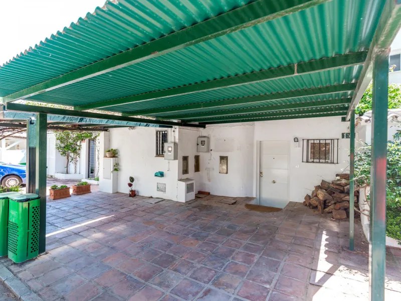 House - Townhouse в продаже в Marbella, Málaga. В доме 2 спален и 2 ванных комнат. Площадь дома 125 м²