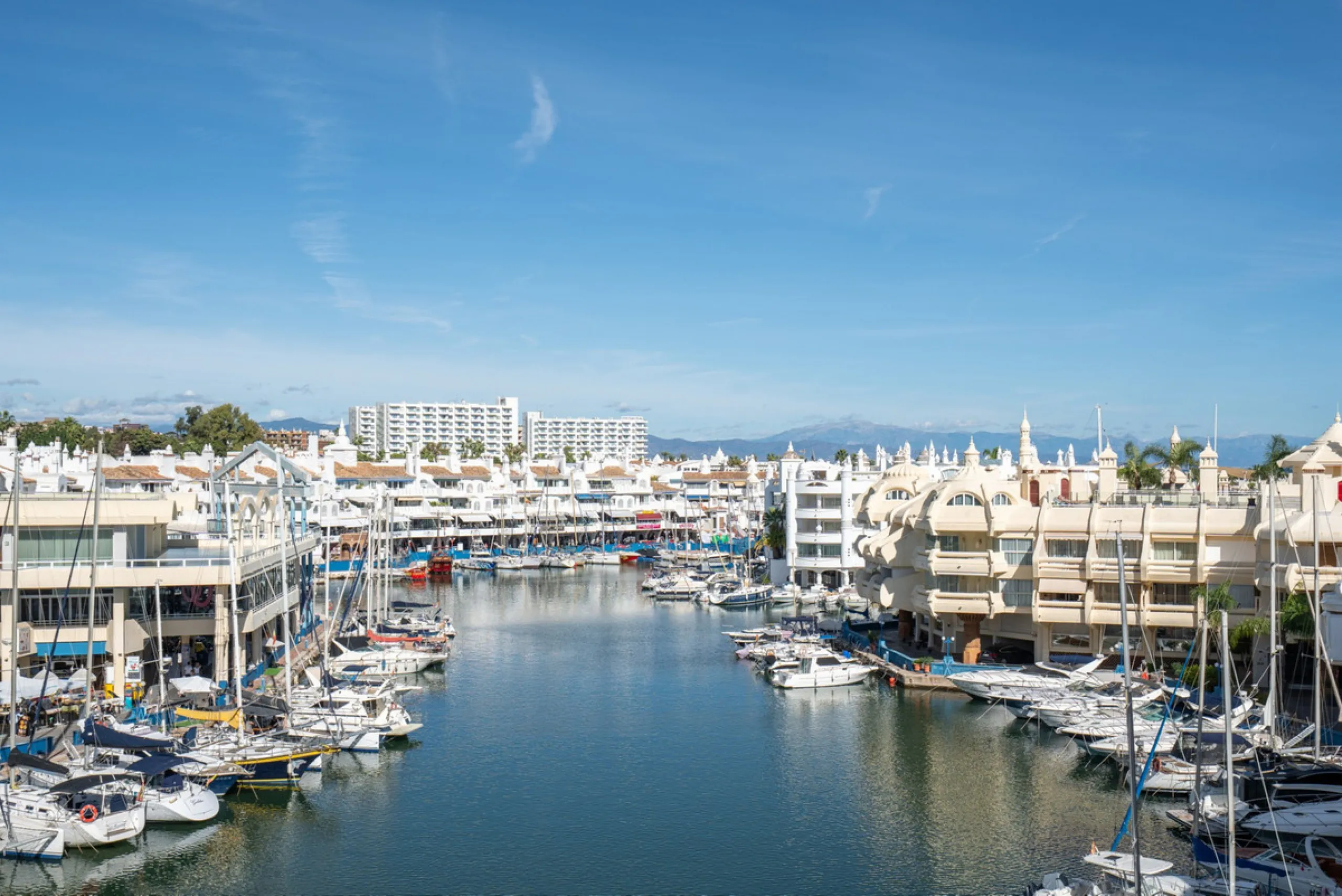 Apartment - Penthouse Duplex в продаже в Benalmadena, Málaga. В доме 3 спален и 3 ванных комнат. Площадь дома 181 м²