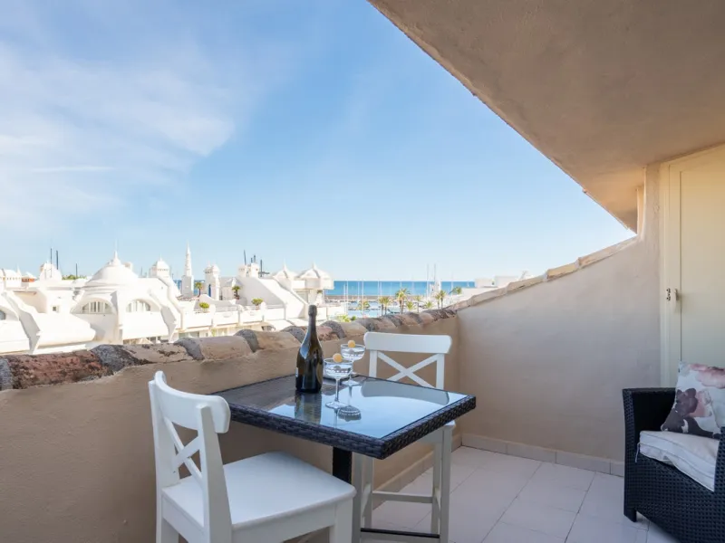 Apartment - Penthouse Duplex в продаже в Benalmadena, Málaga. В доме 3 спален и 3 ванных комнат. Площадь дома 181 м²