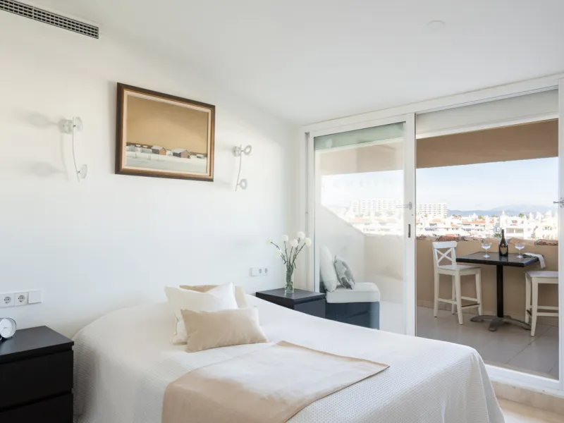 Apartment - Penthouse Duplex в продаже в Benalmadena, Málaga. В доме 3 спален и 3 ванных комнат. Площадь дома 181 м²
