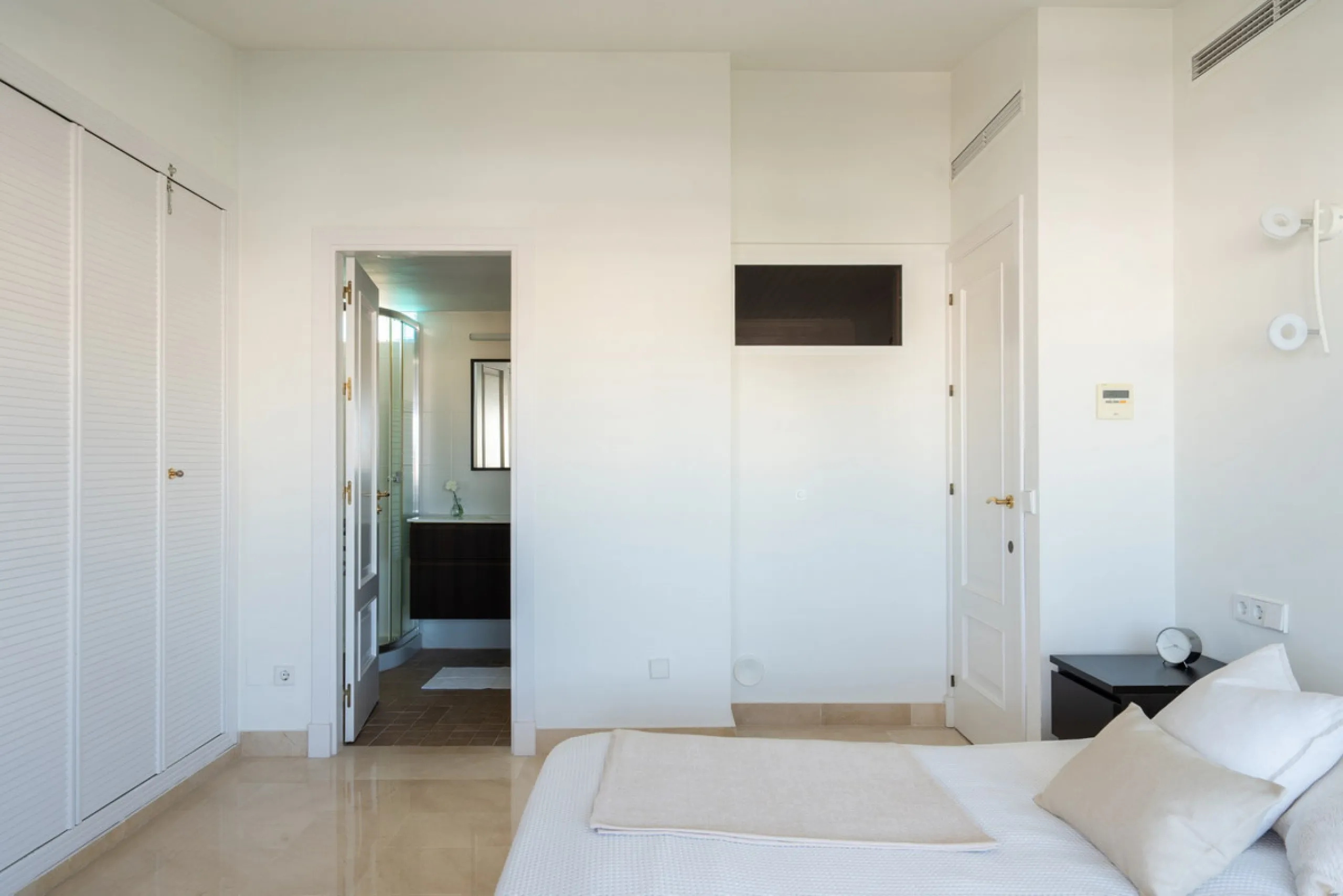 Apartment - Penthouse Duplex в продаже в Benalmadena, Málaga. В доме 3 спален и 3 ванных комнат. Площадь дома 181 м²
