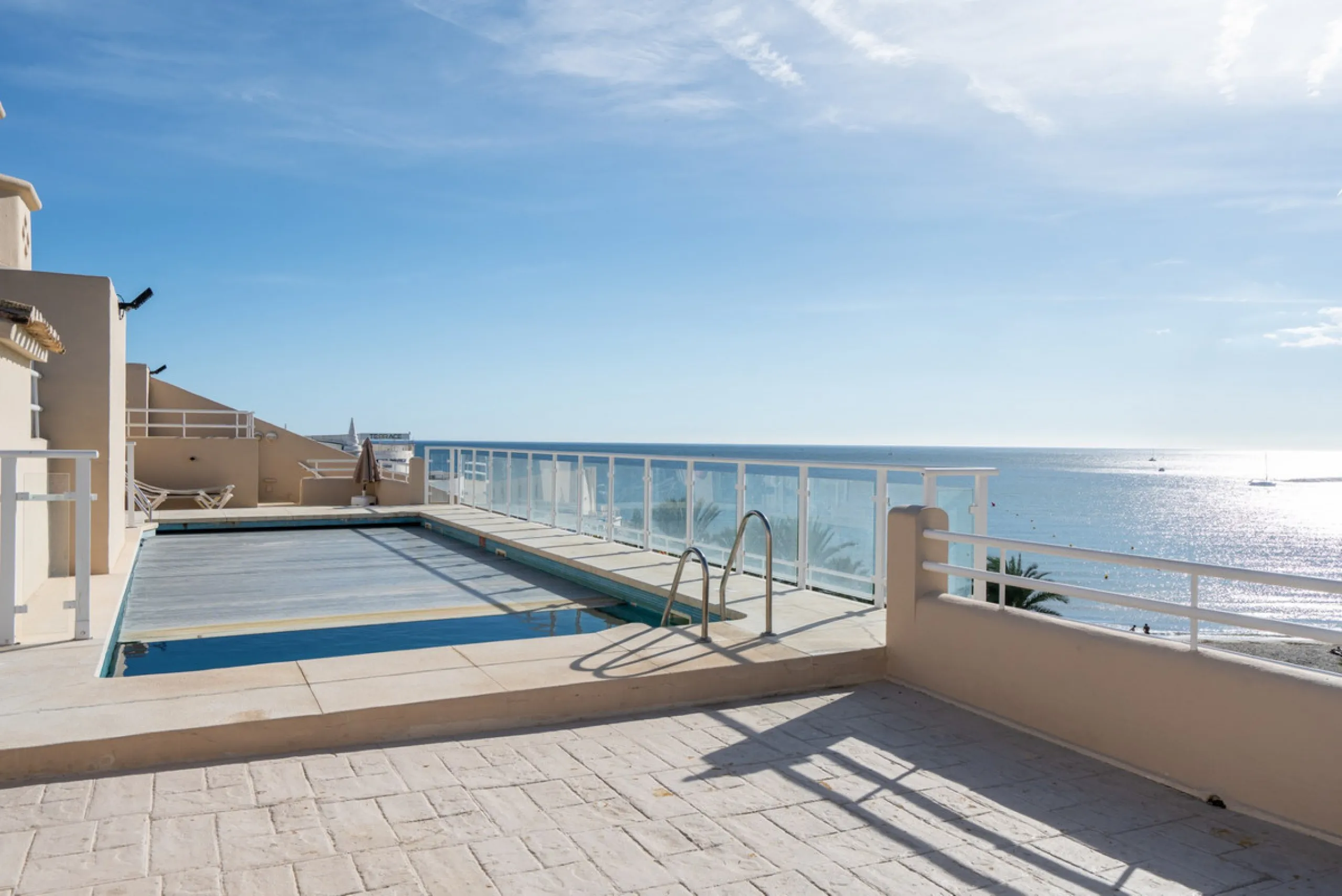 Apartment - Penthouse Duplex в продаже в Benalmadena, Málaga. В доме 3 спален и 3 ванных комнат. Площадь дома 181 м²