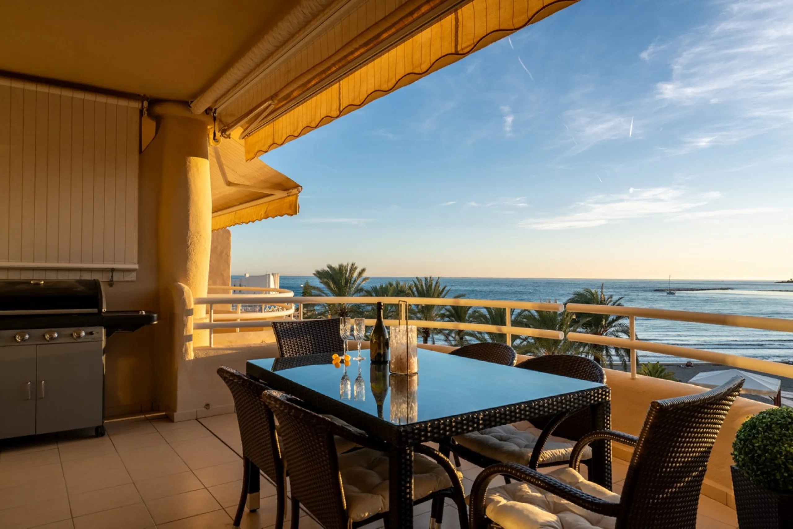 Apartment - Penthouse Duplex в продаже в Benalmadena, Málaga. В доме 3 спален и 3 ванных комнат. Площадь дома 181 м²