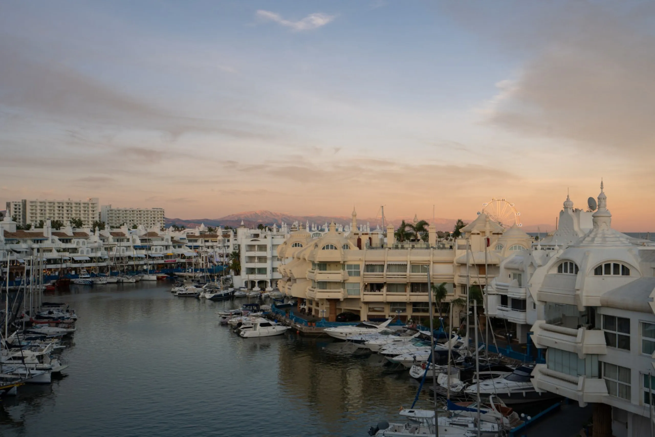 Apartment - Penthouse Duplex в продаже в Benalmadena, Málaga. В доме 3 спален и 3 ванных комнат. Площадь дома 181 м²