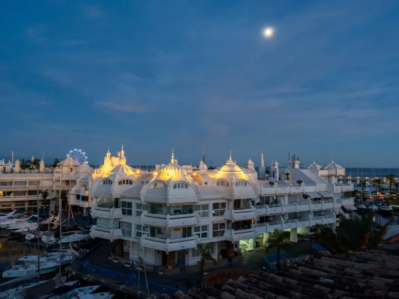 Apartment - Penthouse Duplex в продаже в Benalmadena, Málaga. В доме 3 спален и 3 ванных комнат. Площадь дома 181 м²