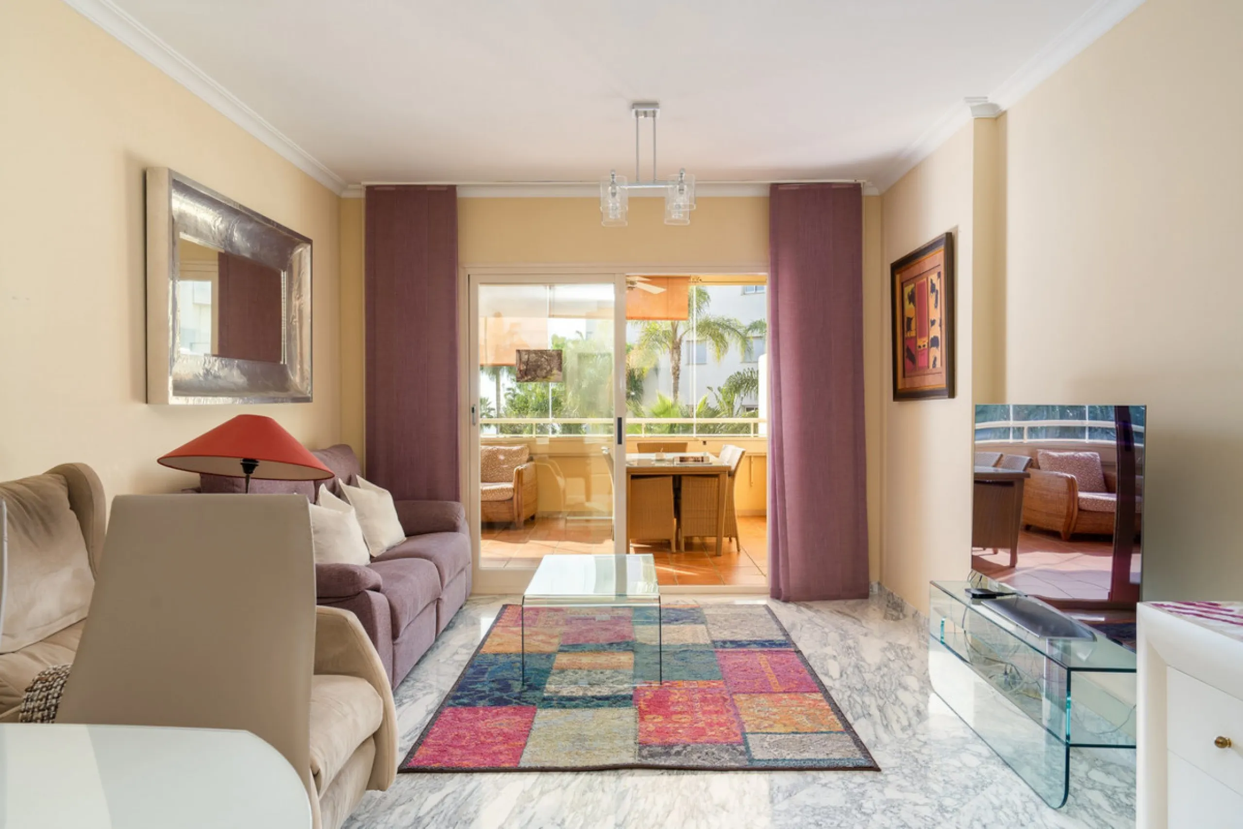 Apartment - Middle Floor Apartment в продаже в Mijas, Málaga. В доме 2 спален и 2 ванных комнат. Площадь дома 137 м²