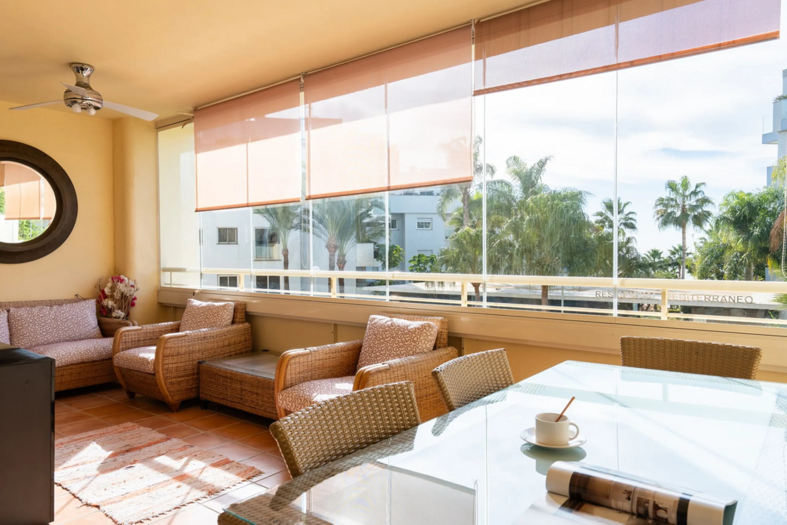 Apartment - Middle Floor Apartment в продаже в Mijas, Málaga. В доме 2 спален и 2 ванных комнат. Площадь дома 137 м²