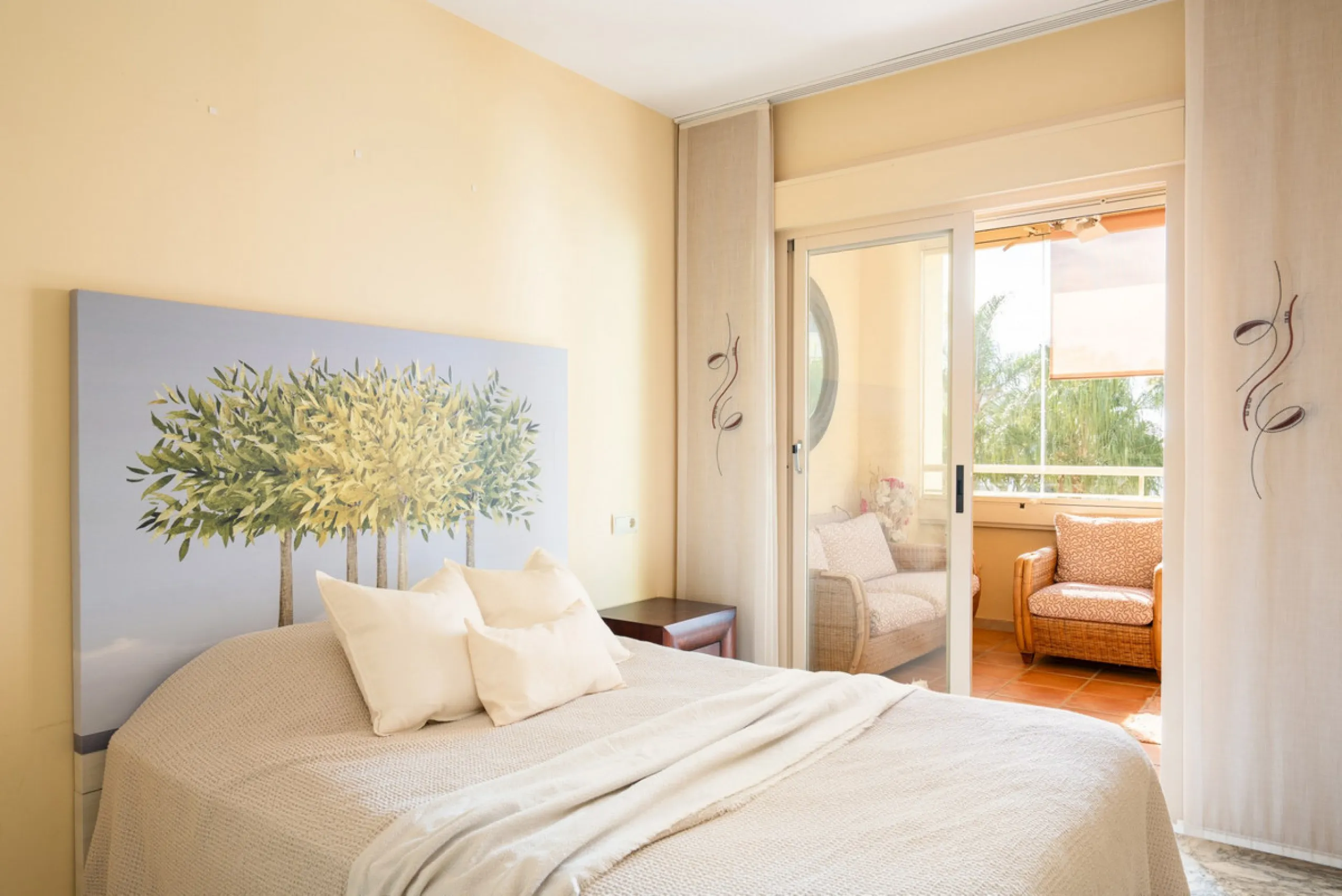 Apartment - Middle Floor Apartment в продаже в Mijas, Málaga. В доме 2 спален и 2 ванных комнат. Площадь дома 137 м²