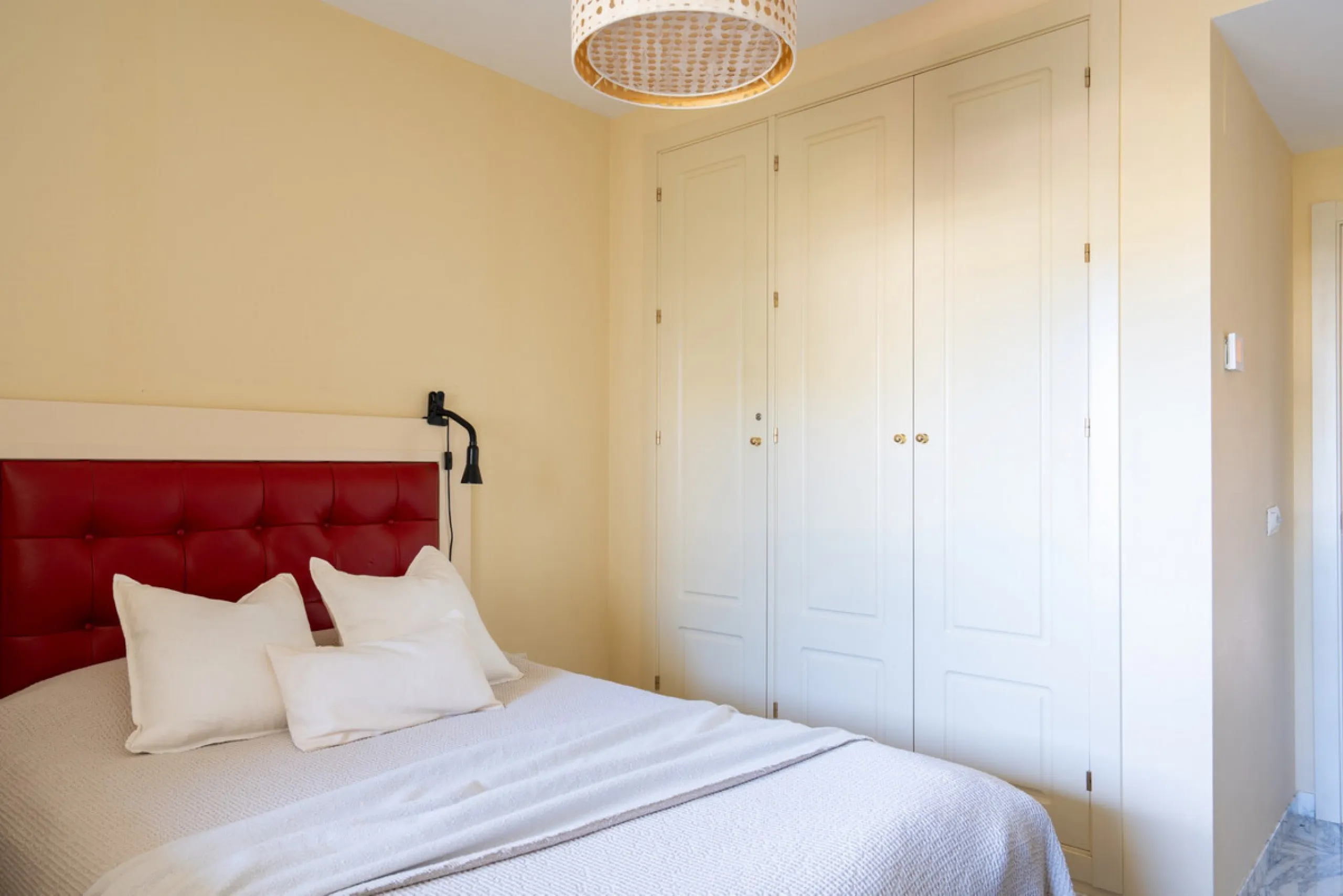 Apartment - Middle Floor Apartment в продаже в Mijas, Málaga. В доме 2 спален и 2 ванных комнат. Площадь дома 137 м²